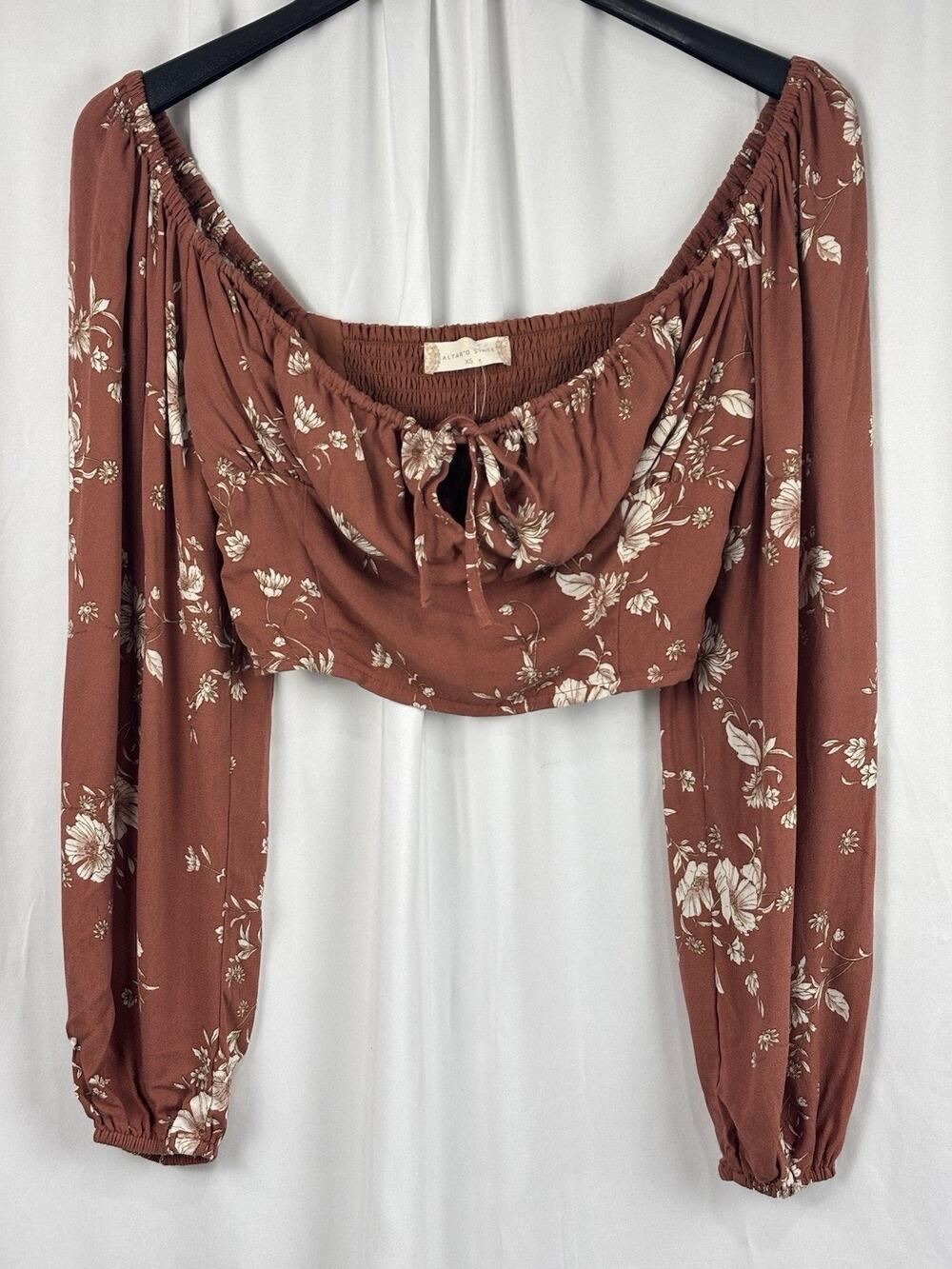 NEW Altar’d State Orange Floral Long Sleeve Crop Top Sz XS Coquette Cottagecore